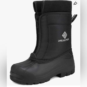 Dream pairs snow boots NWT size 6 Black